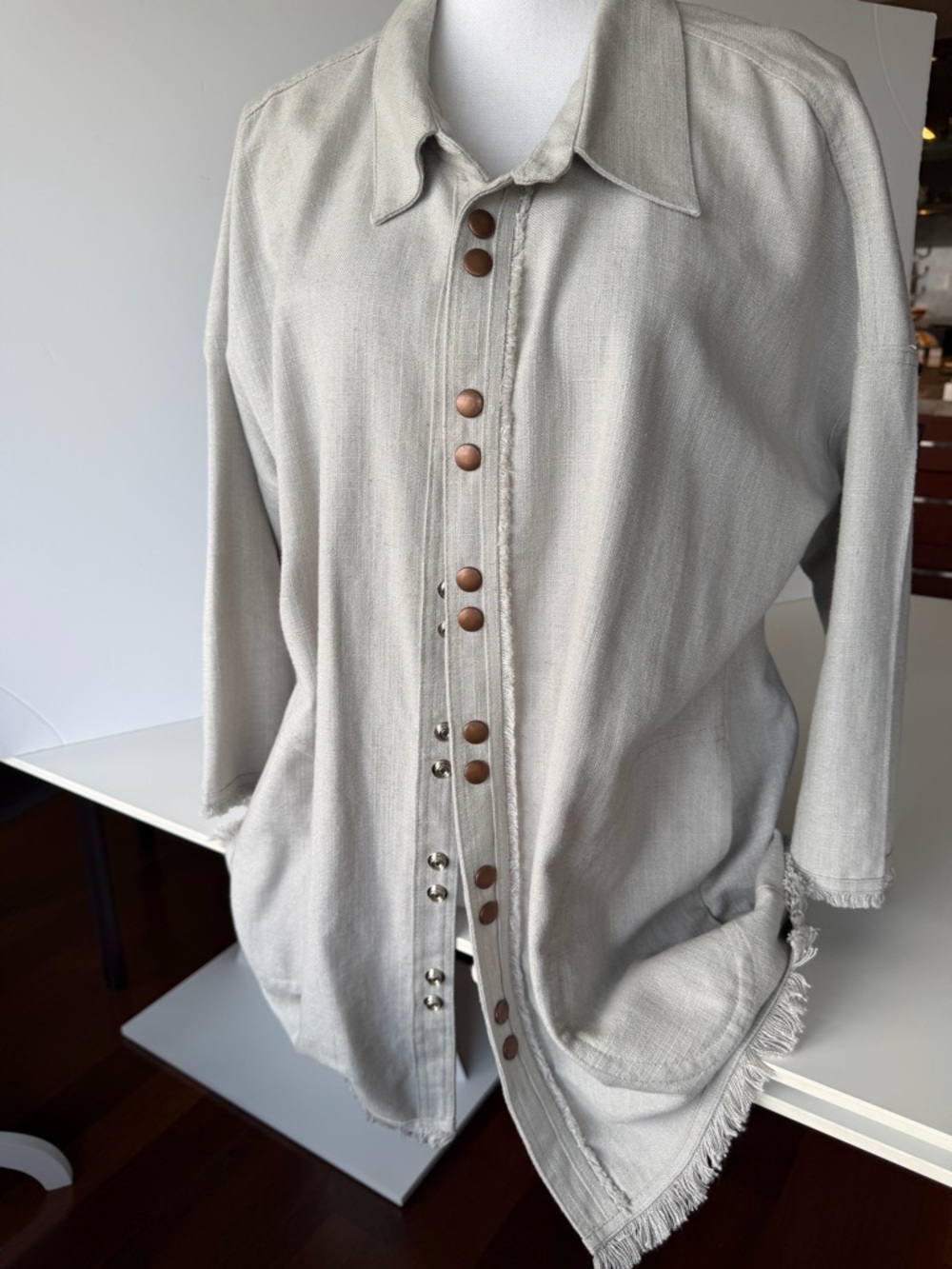 Casual Light Gray Button-Front Shirt Jacket
